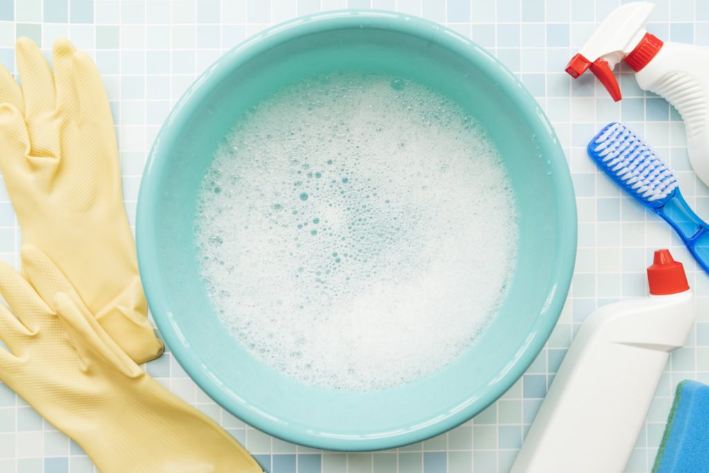 cara merawat dan mencuci kain anti air waterproof 2