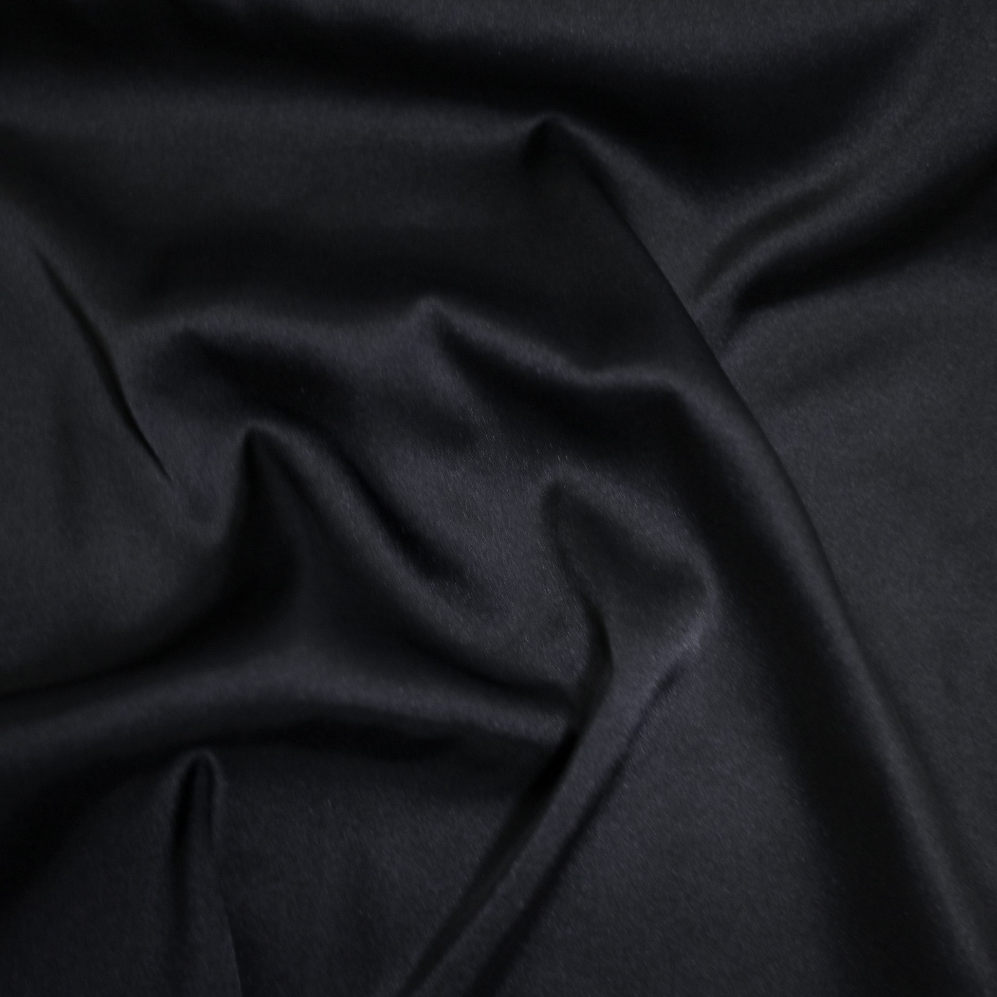 Armany Silk Black 2 .jpg armany silk black 2 jpg